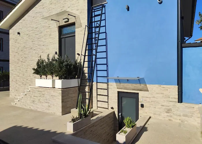 Villa Il quattro e l'otto Roma